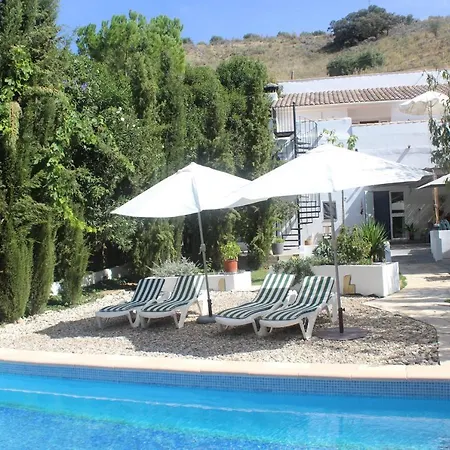 فندق مبيت وإفطار Casa La Nuez 2*