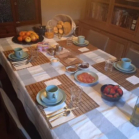 فندق مبيت وإفطار Casa La Nuez Almedinilla