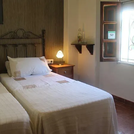 Bed and breakfast Casa La Nuez 2*